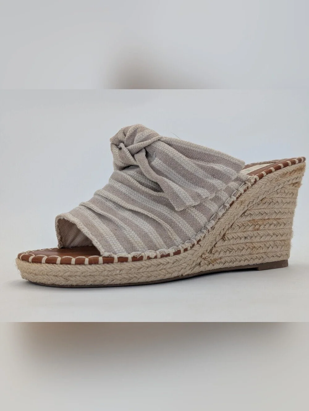 Sugar Hundreds Sz 10M Cream/Tan Canvas Knotted Bow Espadrille Wedge Mule